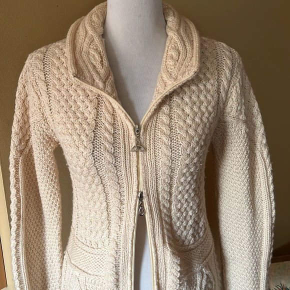 ARAN MOR IRELAND Size Small Long Fisherman Sweater Ecru Cableknit Zip Front - Picture 10 of 16